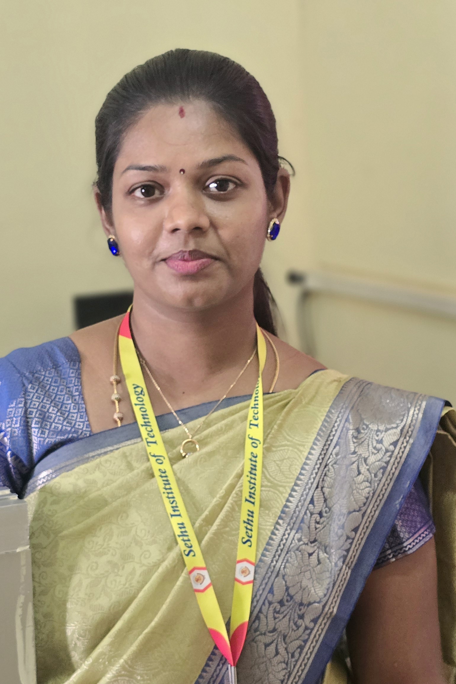 Ms.Gayathri